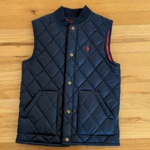 Quilted puffy puffer vest with snap closure